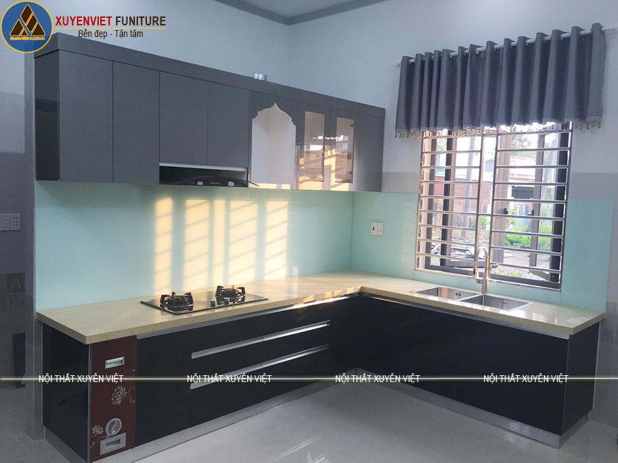 Combo tủ bếp cao cấp, tủ quần áo, tủ kệ ti vi hiện đại nhà chị Chi.