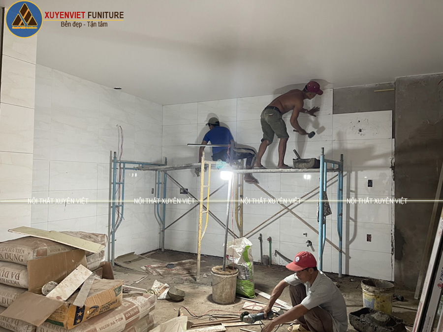 Hiện trạng đang xây tủ bếp cánh boom nhà chị Trúc - Trà Vinh