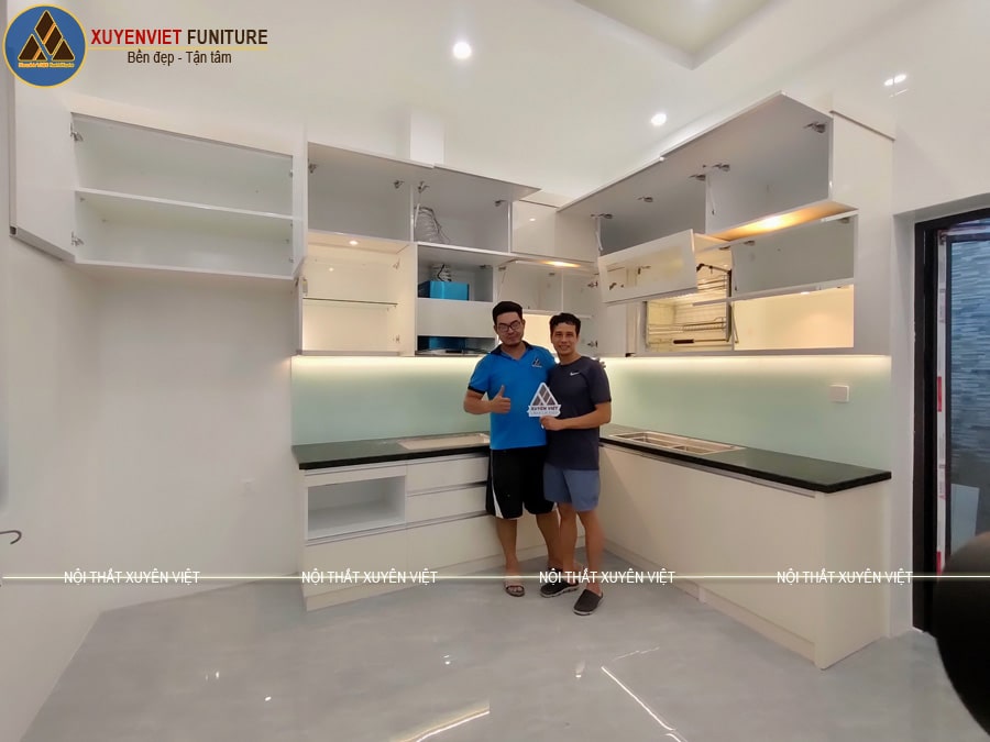 Thi công tủ bếp nhựa đẹp cho nhà chị Linh - Hải Phòng