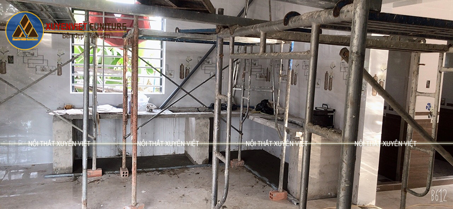 Hiện trạng không gian tủ bếp khung bê tông nhà anh Hảo - Long An