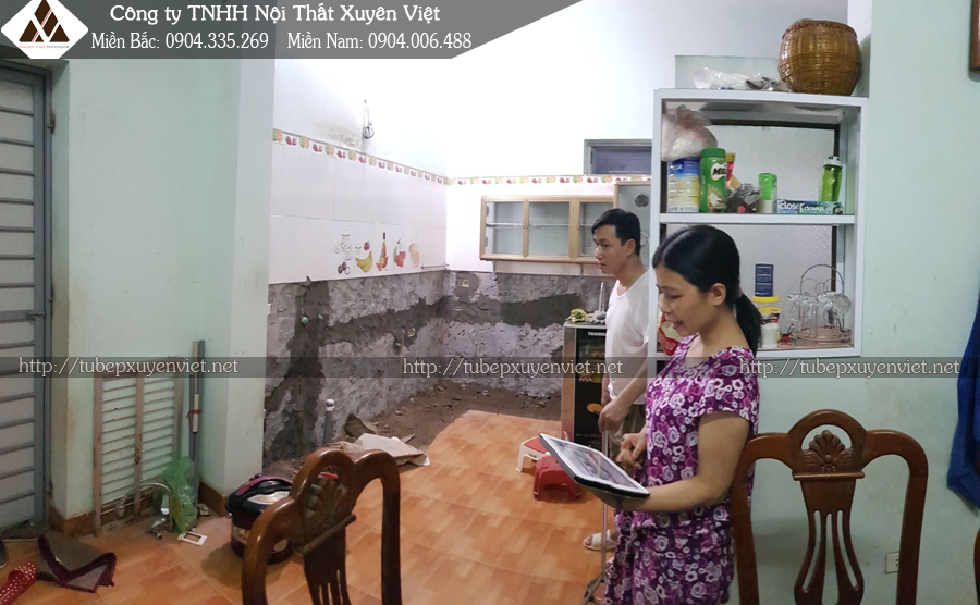 Căn bếp thay thế tủ nhôm kính nhà chị Lan