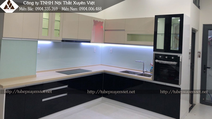 Tủ bếp acrylic nhà chị Hoa - quận 8, hcm