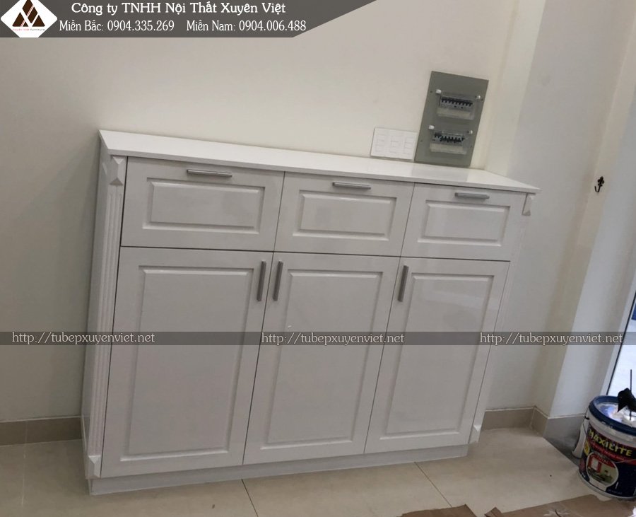Tủ giầy nhà anh Tùng
