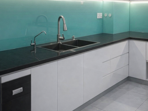 Tủ bếp nhựa LS240-136