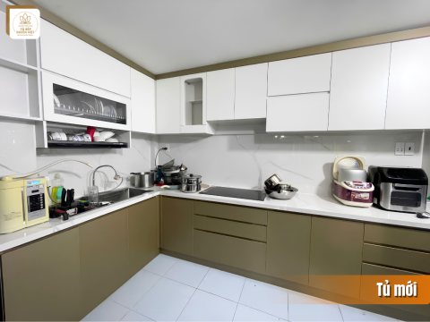 Tủ bếp nhựa nhà chị Thanh